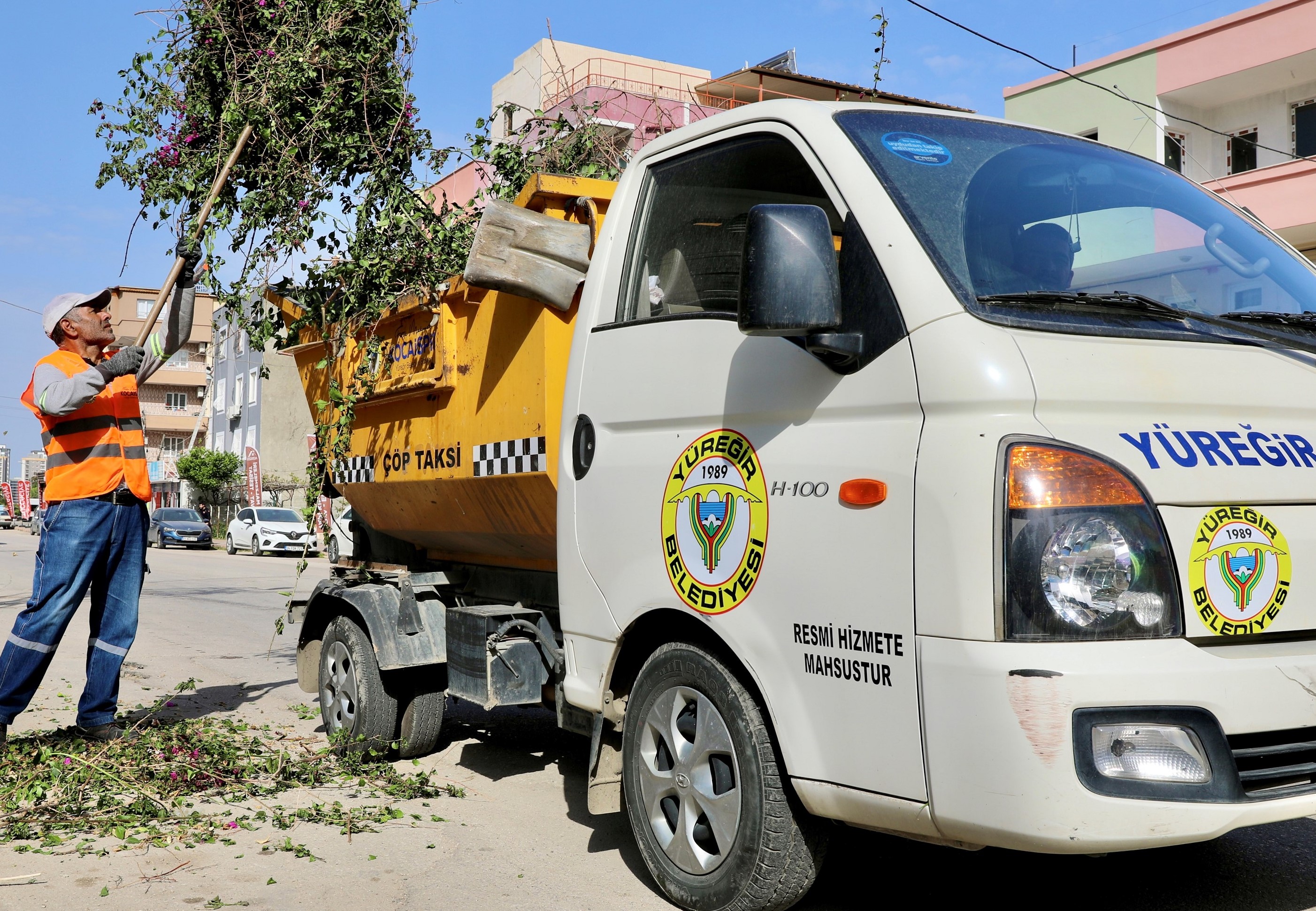 YÜREĞİR’DE 40 GÜN 40 MAHALLEDE BAHAR TEMİZLİĞİ