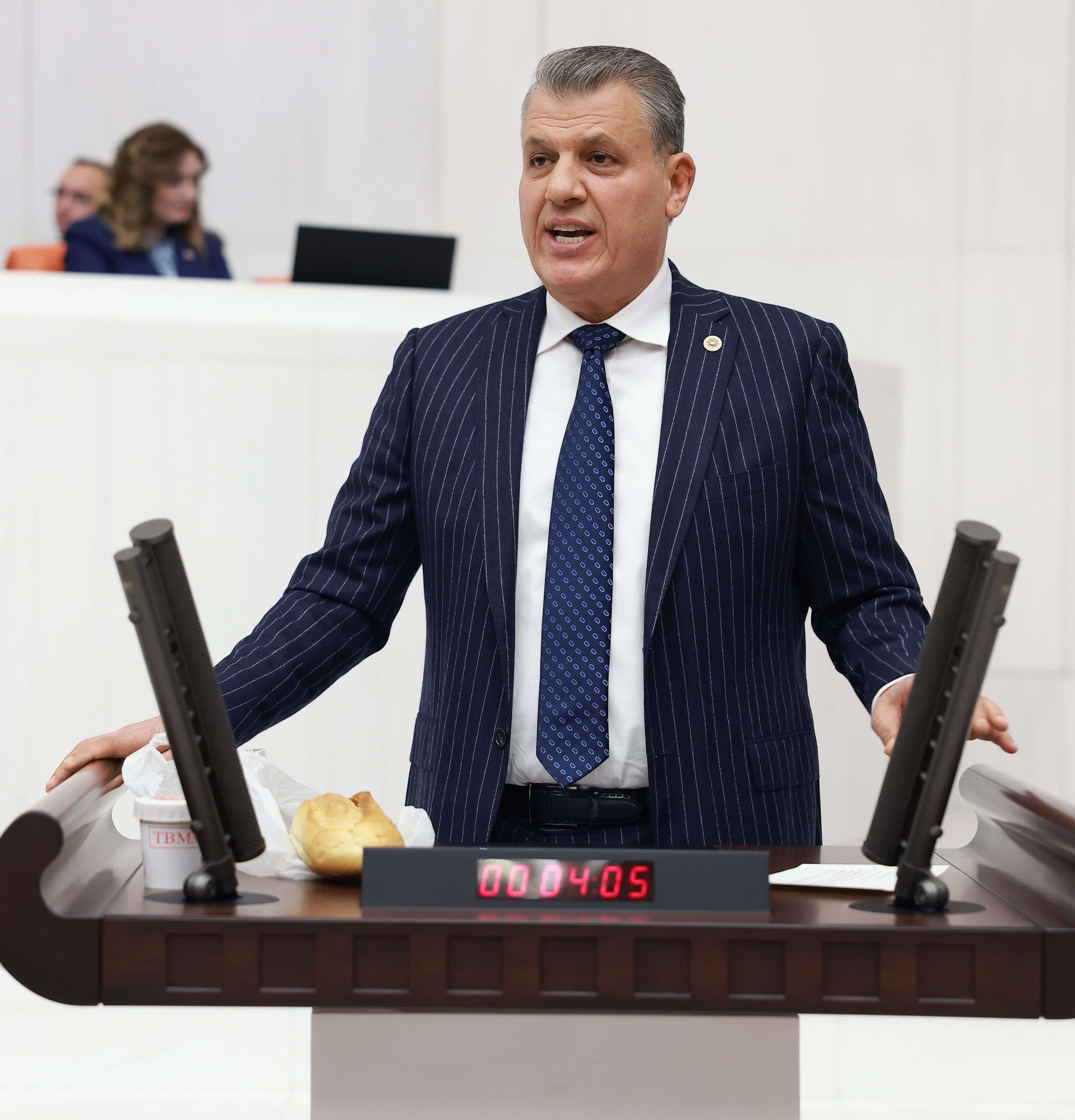 “Kredi kartları değil AKP iktidarı kapatılmalıdır”