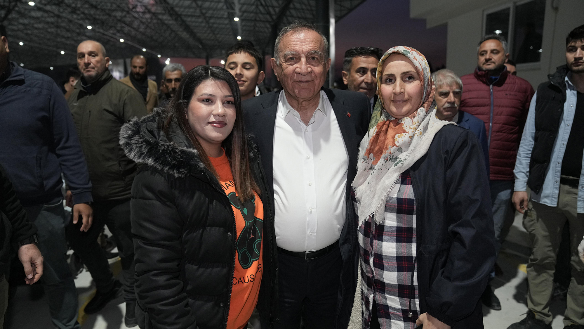 BARBAROS KAPALI SEMT PAZARI’NA COŞKULU AÇILIŞ