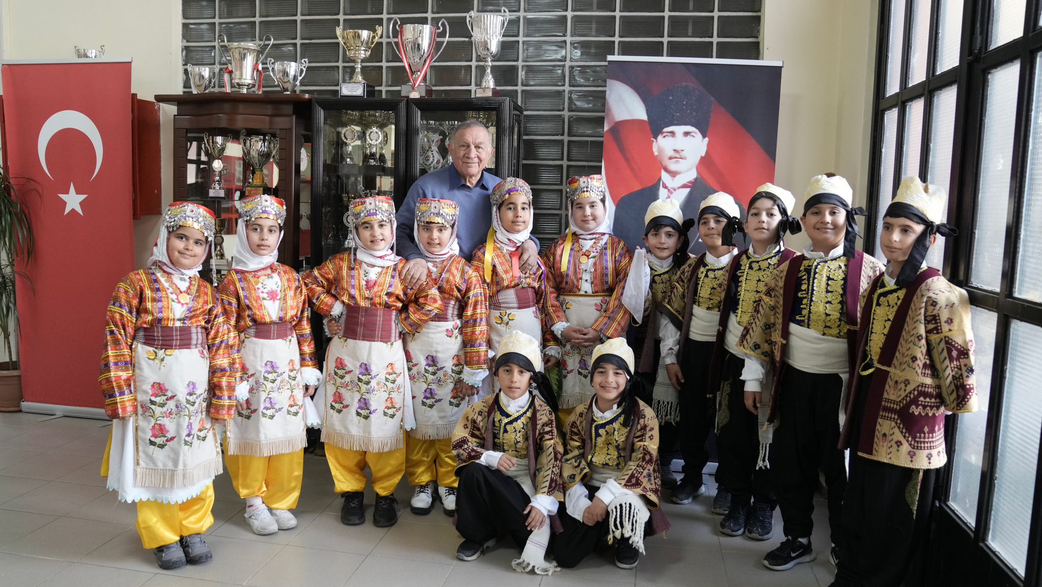 Halk Oyunları yarışmalarına “SEYHAN” damgası