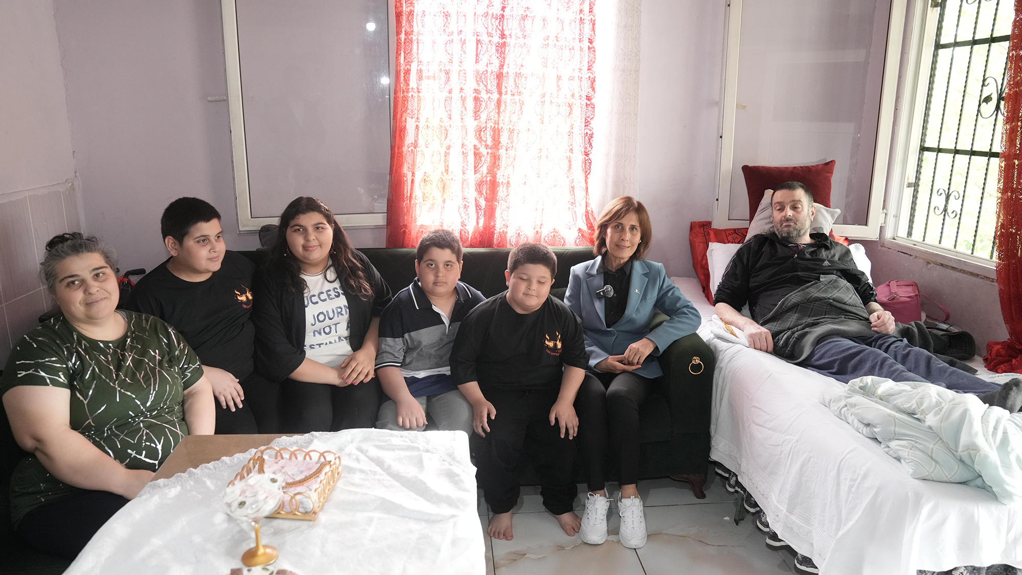 BAŞKAN TEKİN BAYRAMI SEYHANLILARLA BİR ARADA GEÇİRDİ