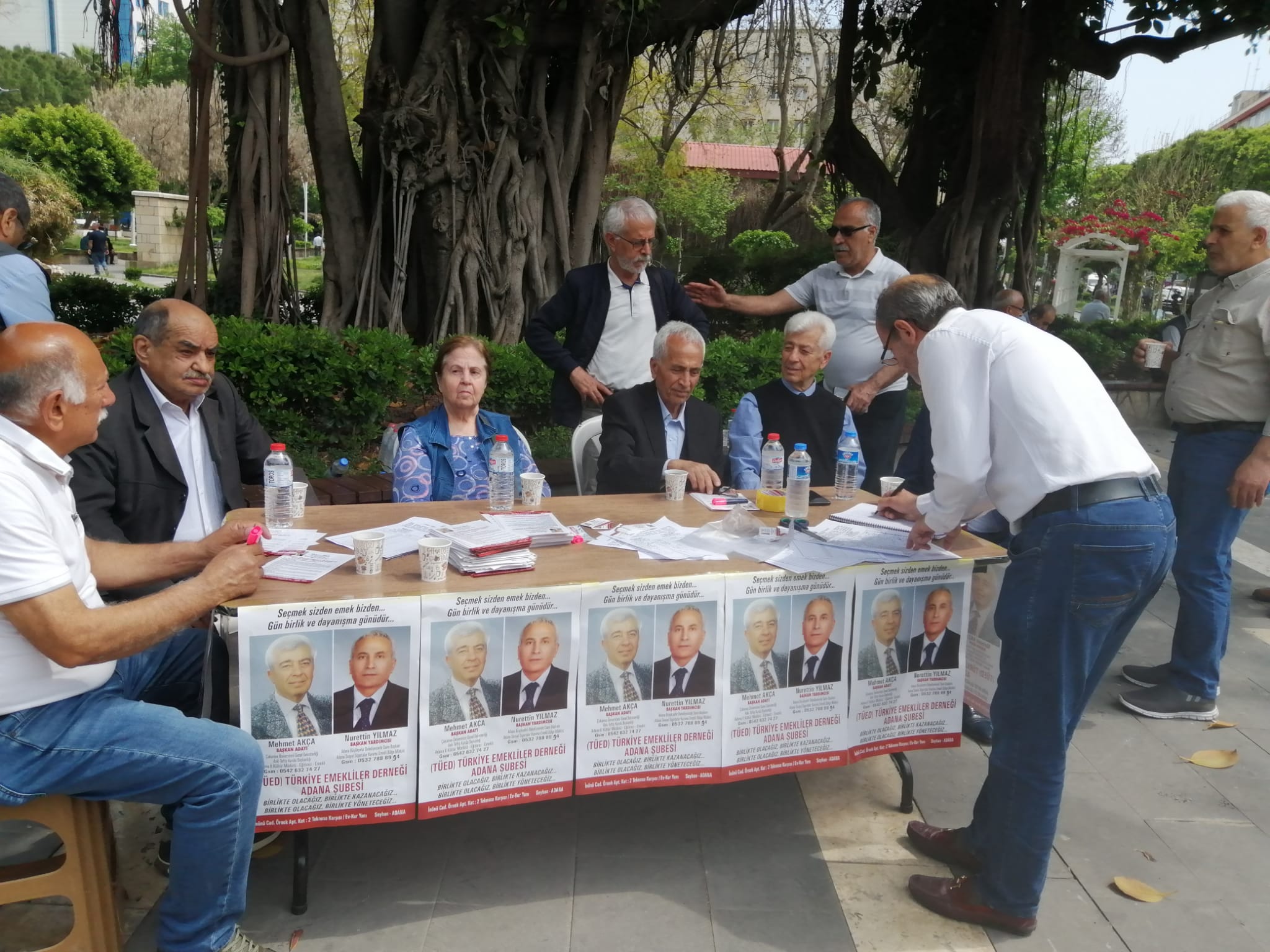 Emekli aylık bağlama oranlarının 2008 öncesine dönülmesi için imza kampanyası düzenlendi