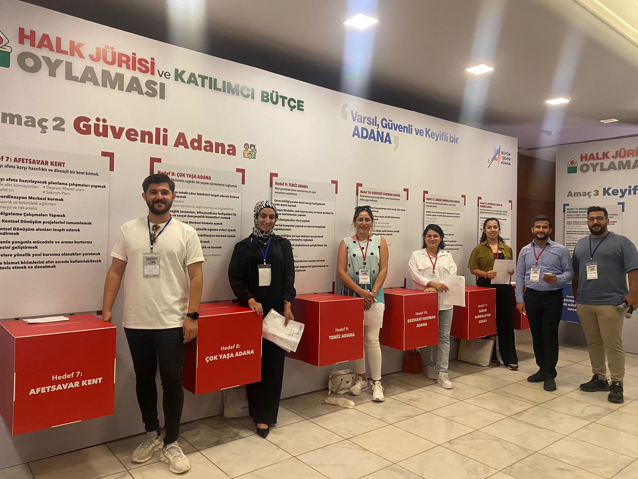 Adana Büyükşehir Belediyesi Türkiye’nin ilk Halk Jürisi’ni topladı.
