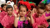 ÇUKUROVA’NIN MİNİKLERİ 23 NİSAN’I COŞKUYLA KUTLADI