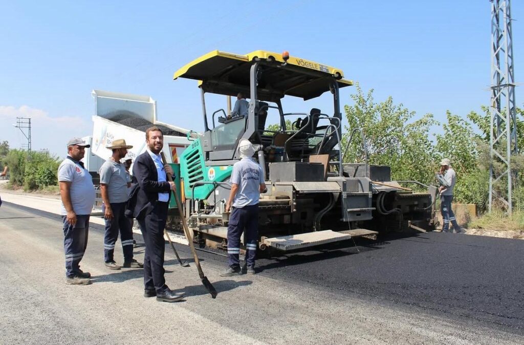 BAŞKAN AYDAR: ŞEHRİNİZİN GÜZELLEŞMESİNDE EMEKÇİLERİN KATKISI BÜYÜK