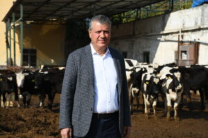 Ayhan Barut’tan iktidara şap salgını tepkisi