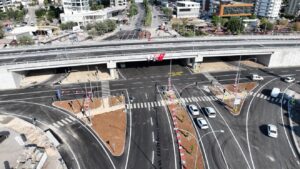 Öğretmenler Bulvarı Otoban Bağlantısı Köprülü Kavşağı trafiğe açıldı