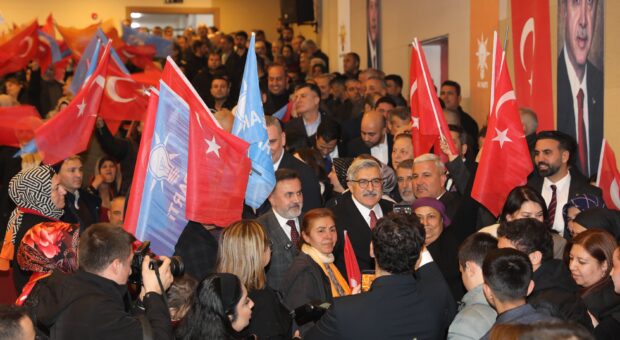 AK Parti Adana İl Danışma Meclisi Toplantısı Yoğun Katılımla Gerçekleştirildi