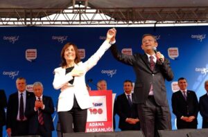 CHP GENEL BAŞKANI ÖZGÜR ÖZEL: “OYA TEKİN’İ GÖREVİNİN BAŞINA, ADANA’YA BEKLİYORUZ”