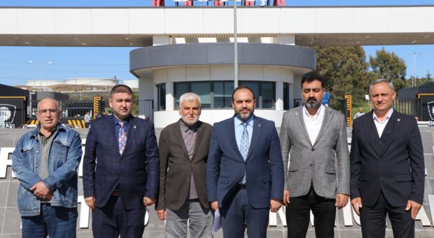 YENİDEN REFAH’TAN BOTAŞ ÖNÜNDE “VANALARI KAPATIN” ÇAĞRISI