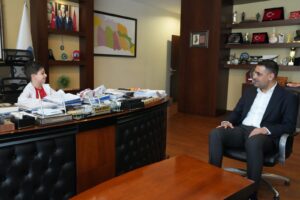 23 NİSAN’DA BAŞKANLIK MAKAMI ÇOCUKLARA EMANET EDİLDİ