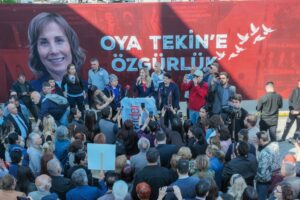 Seyhan’da “Oya Tekin’e Özgürlük” Çağrısı Büyüyor