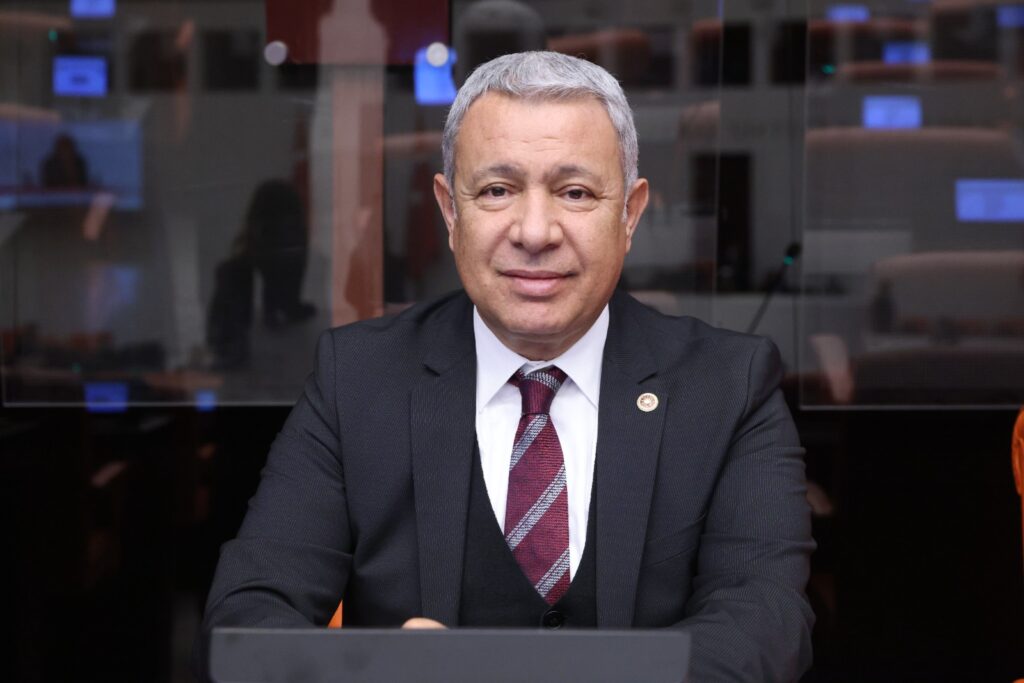 KÂR HIRSI LİYAKATSİZLİĞİ GETİRDİ