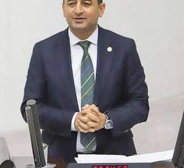 Burhanettin Bulut; “Mutlak butlan bekliyoruz ama CHP’den ayrılmayacağız” şeklinde bir ifade alenen yalandır