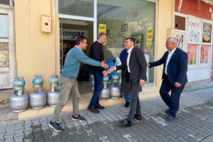 Anıl Tanburoğlu Karaisalı’da Vatandaşlarla Buluştu