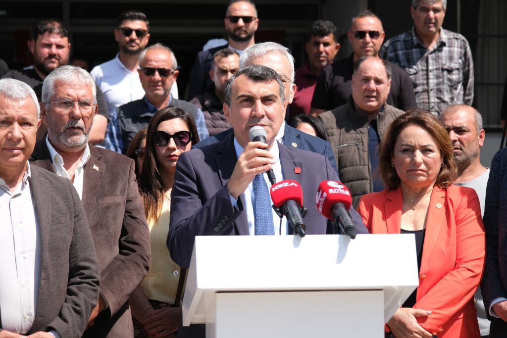 Anıl Tanburoğlu: “Karataş Devlet Hastanesi Halkındır, Satılamaz”