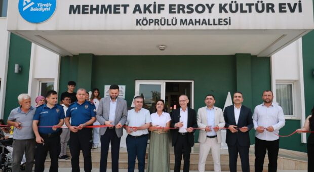 YÜREĞİR’DE KURSİYERLERİN ESERLERİ SERGİLENDİ