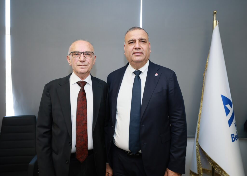 Bu kaçıncı yargı darbeniz,  bu kaçıncı hukuki izahtan yoksun yargı kararınız!!!