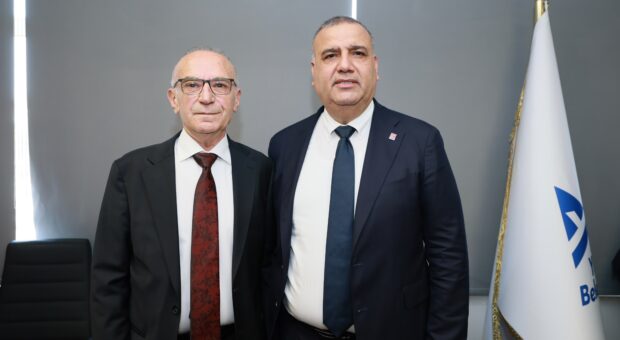 Bu kaçıncı yargı darbeniz,  bu kaçıncı hukuki izahtan yoksun yargı kararınız!!!