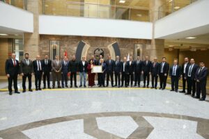 ATO’da yeni döneme çiçekli karşılama