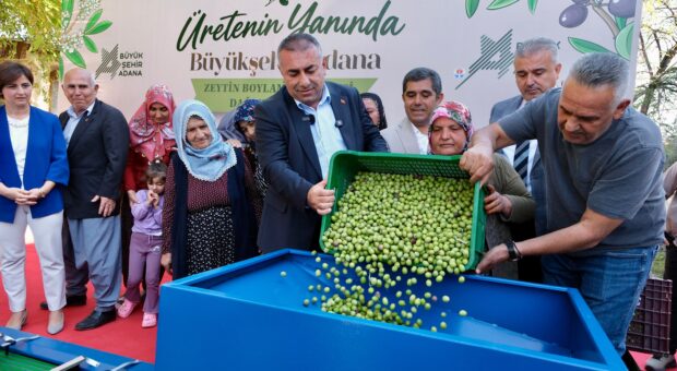 Büyükşehir çiftçiyi, üreticiyi desteklemeyi sürdürüyor